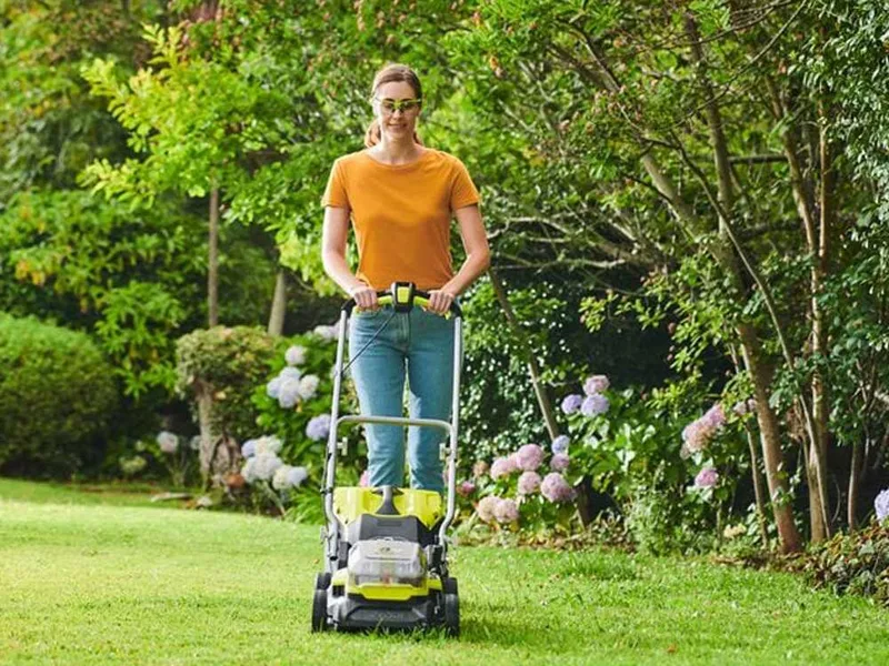 Ryobi RY18LMX37A-0 - Tondeuse à gazon à batterie 18V