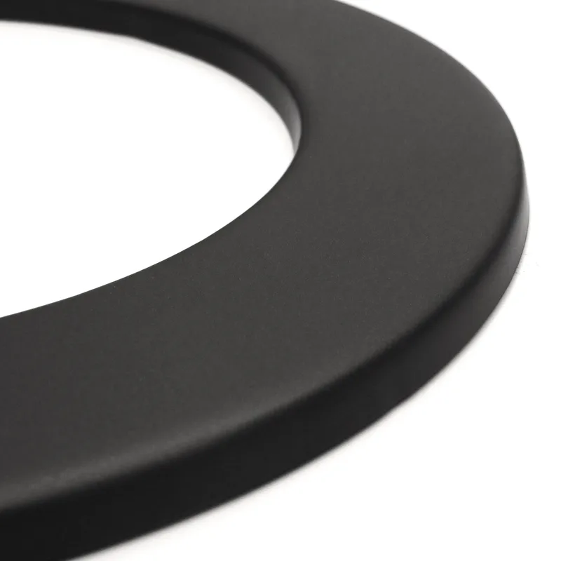 Raik Basic rosace murale 160mm noir 3cm pour tuyau de fumée / conduit de fumée