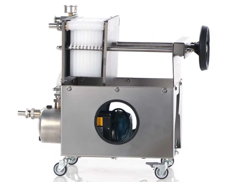 Grifo Professional Inox 10 - Filtre pour vin à plaques - Pompe œnologique pour filtrer le vin