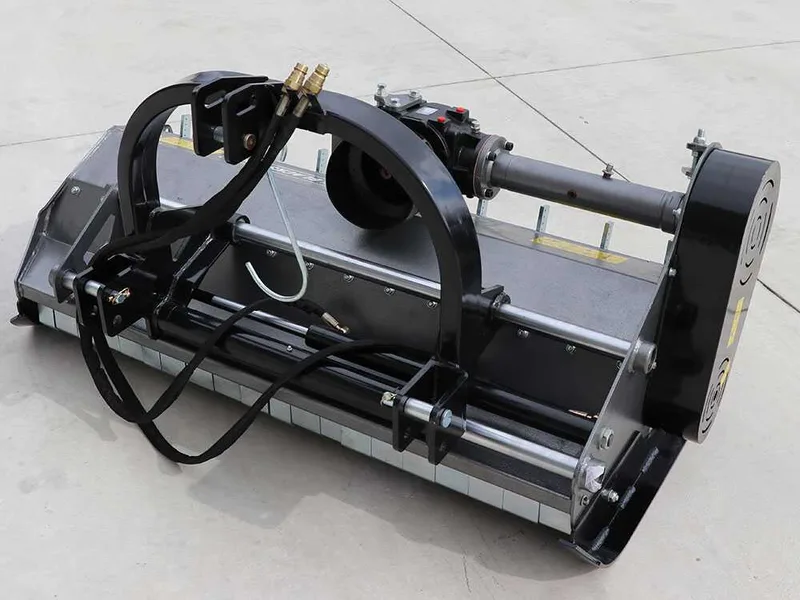 BlackStone BP 165 Hydro - Broyeur sur tracteur - Série médium-lourde - Déport hydraulique