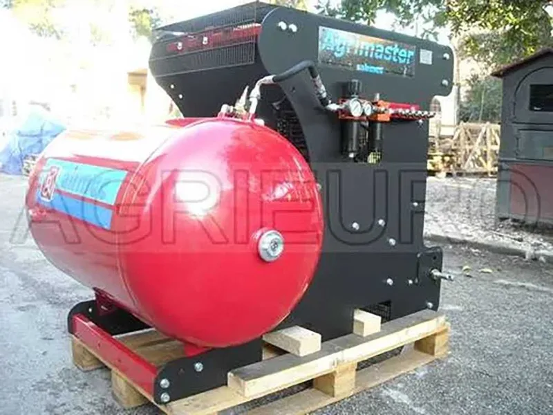 Compresseur à tracteur Airmec Agrimaster 650/270 avec réservoir 270 L