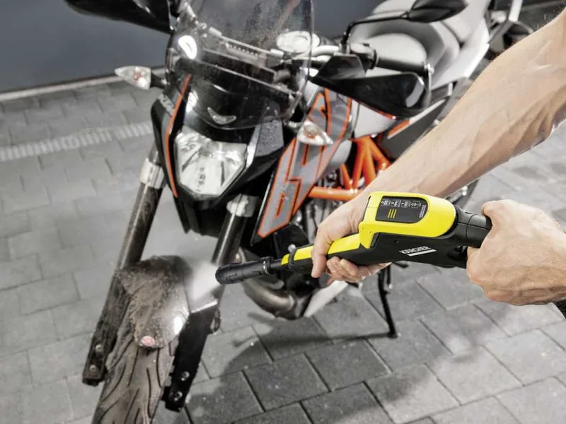Nettoyeur haute pression à eau froide Karcher K5 Power Control 500 lt/h - 145 bars
