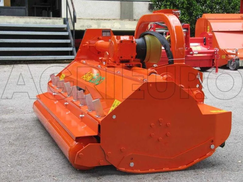 Broyeur de branches pour tracteur PS 140 - Série lourde - Déport hydraulique