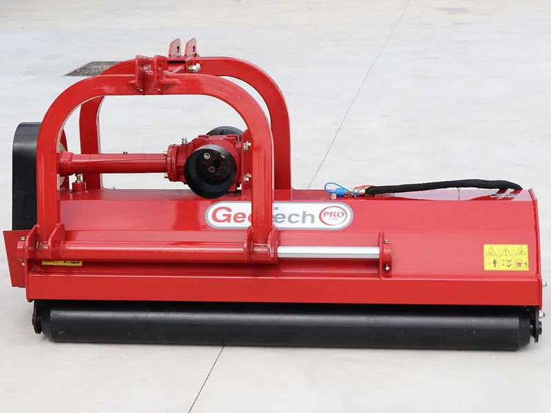 GeoTech Pro RMF140 - Broyeur pour tracteur - Série moyenne-lourde - Réversible - Avec déport hydraulique