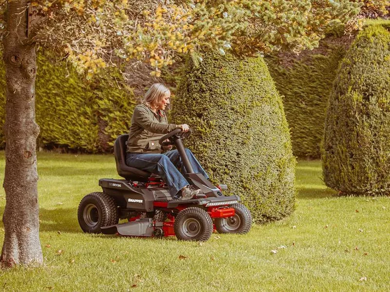 Snapper ERX96 - Tondeuse autoportée à batterie 72 V/28 Ah - Éjection latérale et mulching