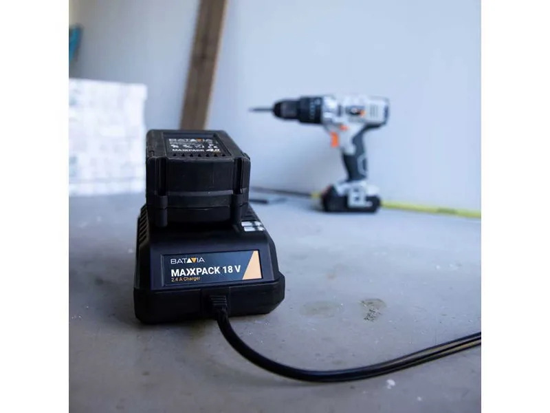 Chargeur BATAVIA 18V/ 2.4 A