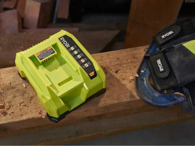 Chargeur RYOBI - 36V - 6Ah