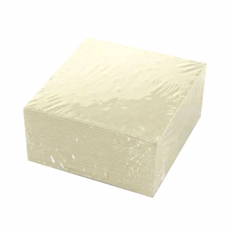 N. 25 cartons filtrants AgriEuro 20x20 cm non perforés pour filtres à plaques vin Type 12