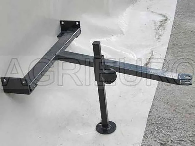 Chariot de pulvérisation avec cuve 120 L pour application à motopompe thermique Comet avec attelage
