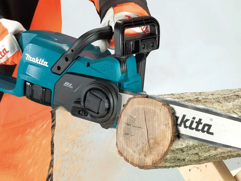 Makita DUC357Z - Tronçonneuse électrique à batterie - 18 V 3 Ah - Guide de 35 cm
