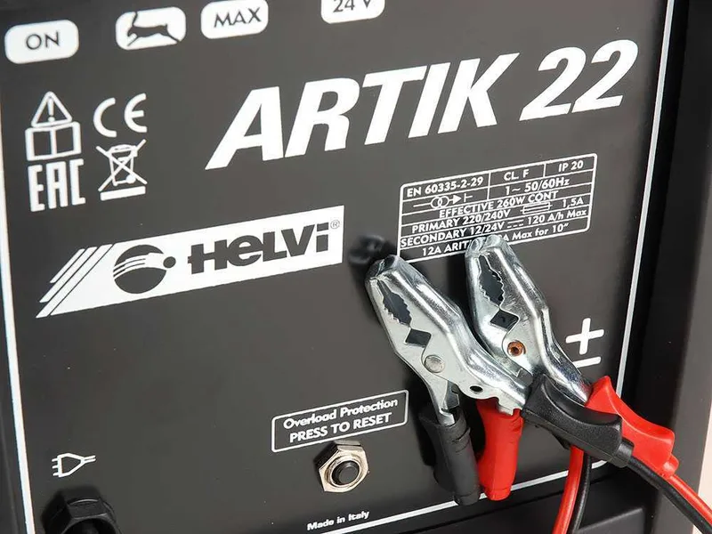 Helvi Artik 22 - Chargeur de batterie - 12/24V - Monophasé