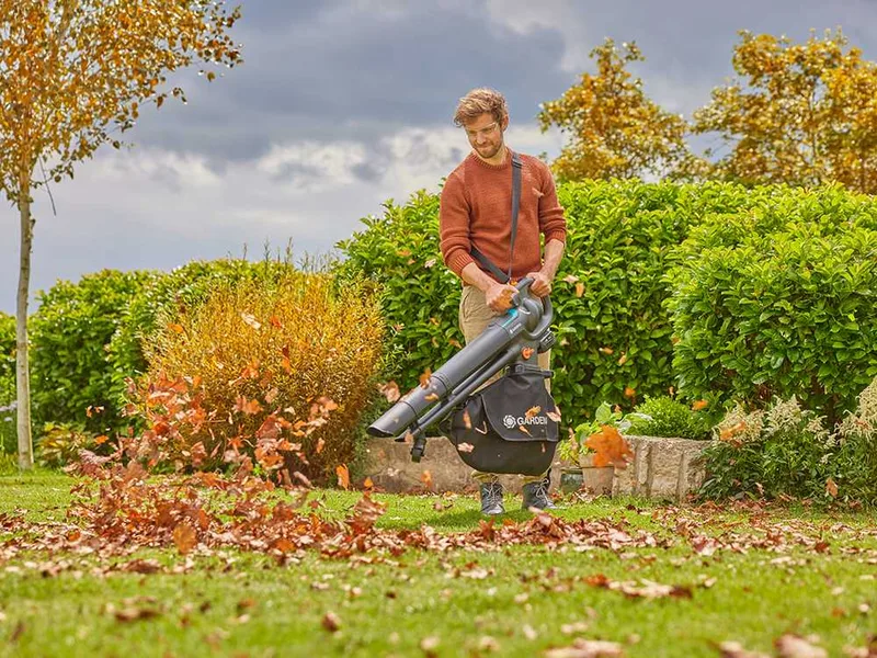 Gardena PowerJet Collect 18 P4A - Souffleur aspirateur à batterie - 18 V 4 Ah