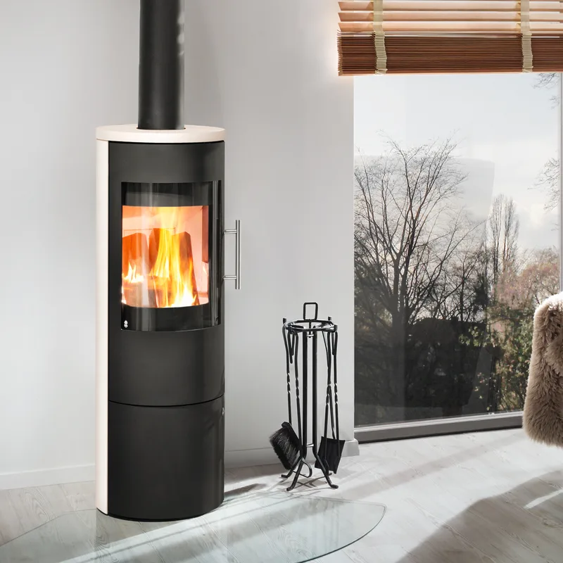 Poêle à bois Königshütte Vela Plus en céramique Vanille