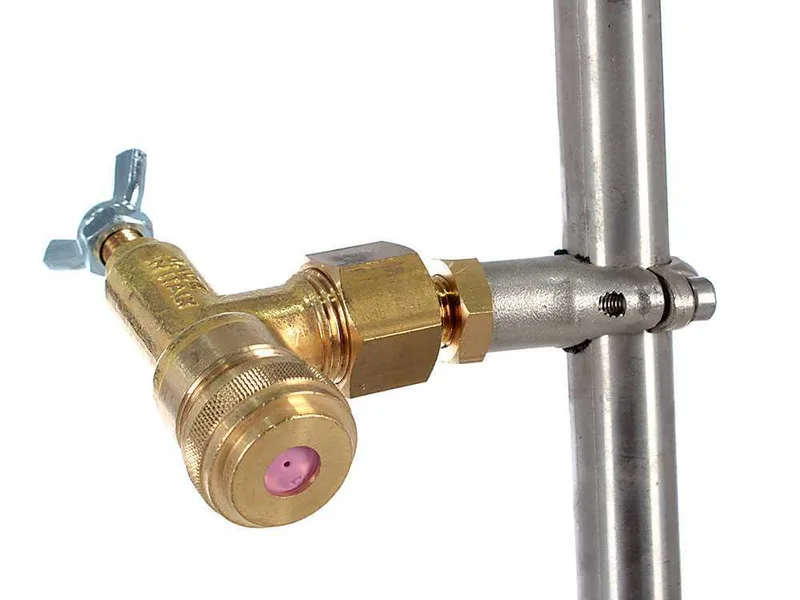 Paire de rampes inox pour désherbage avec jets papillon en laiton 4+4