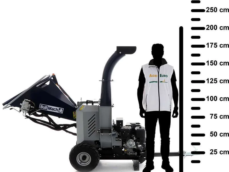 BullMach zeus 200 bh-bse - Broyeur de branche thermique tractable - b&s XR2100 avec démarrage électrique