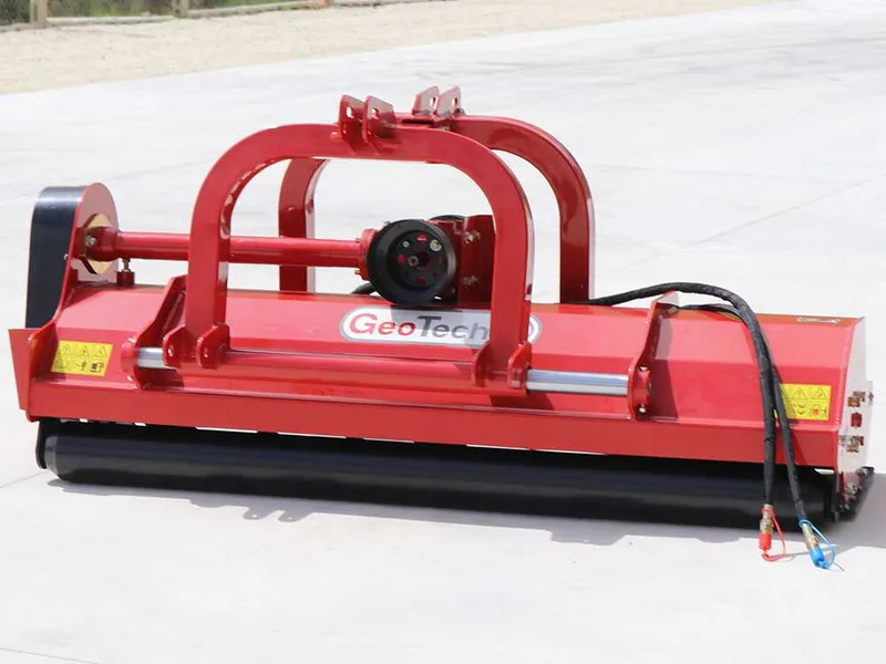 GeoTech Pro RMF200 - Broyeur pour tracteur - Série moyenne-lourde - Réversible - Avec déport hydraulique