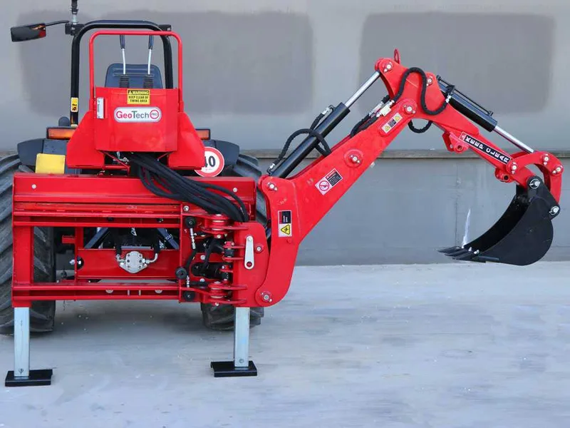 GeoTech Pro BHS 195 - Pelle rétro pour tracteur avec déplacement latéral