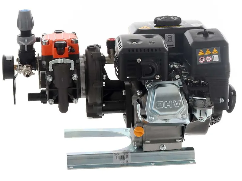 Pompe de pulvérisation thermique avec pompe Comet MP 30 - Moteur Loncin G200F