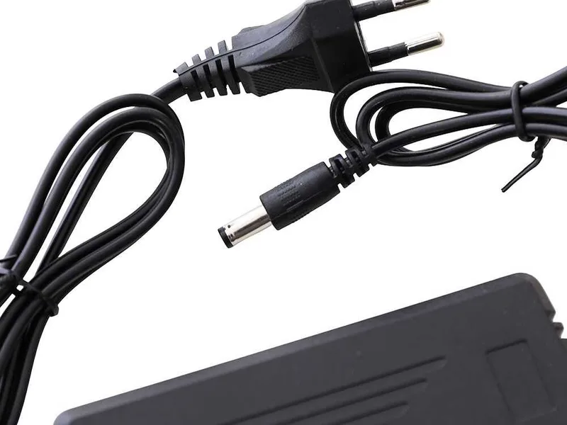 Chargeur 36V - VESCO