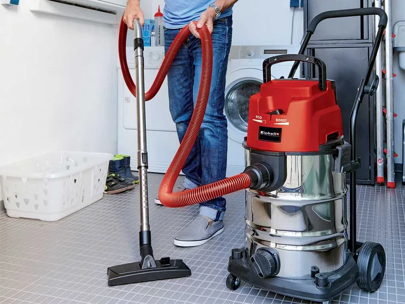 Einhell TE-VC 36/30 Li - Aspirateur de solides et liquides à batterie - 2x 18V 5.2Ah