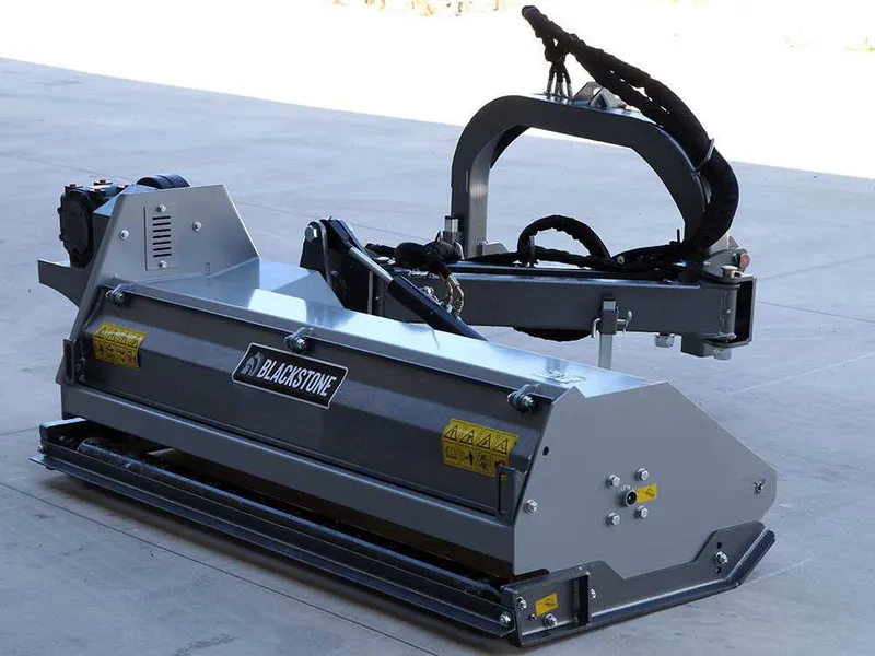 BlackStone BVM 180 M - Broyeur d'accotement latéral à bras pour tracteur - Série medium