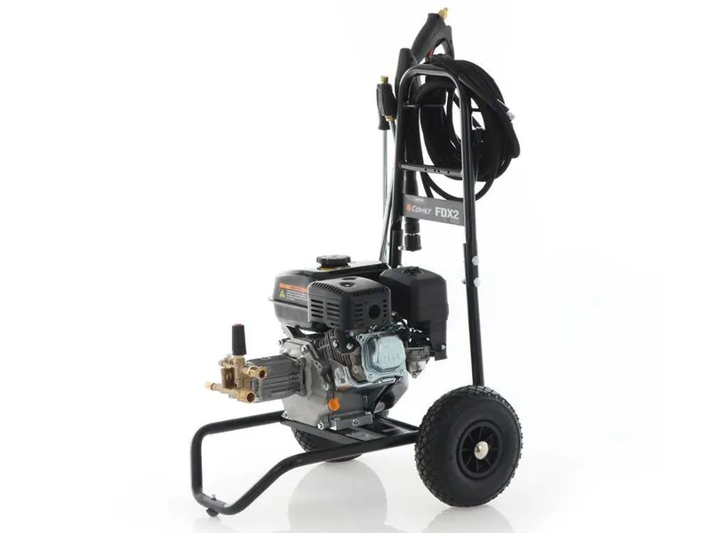 Comet FDX2 CXD 10/220 - Nettoyeur haute pression thermique - 220 bar - 600 l/h - Moteur Loncin G200FA à essence
