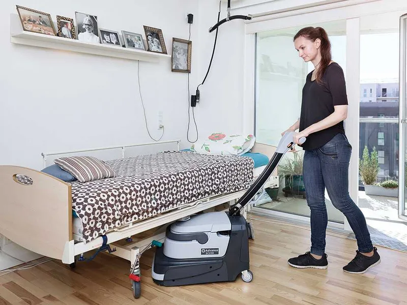 NILFISK SC 250 - Autolaveuse à batterie sans-fils 3 en 1 : lave, sèche et aspire