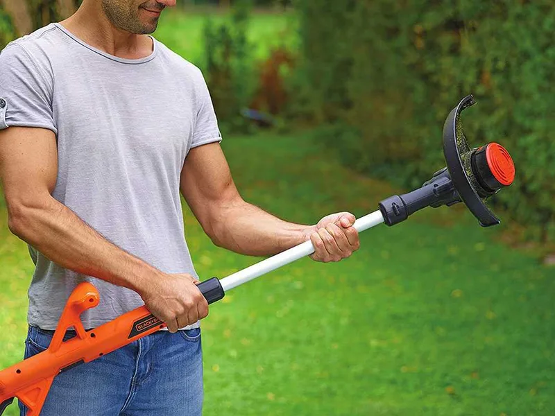 Black & Decker ST182320-QW - Coupe-bordure à batterie 18V 2Ah + une batterie 18V 2Ah
