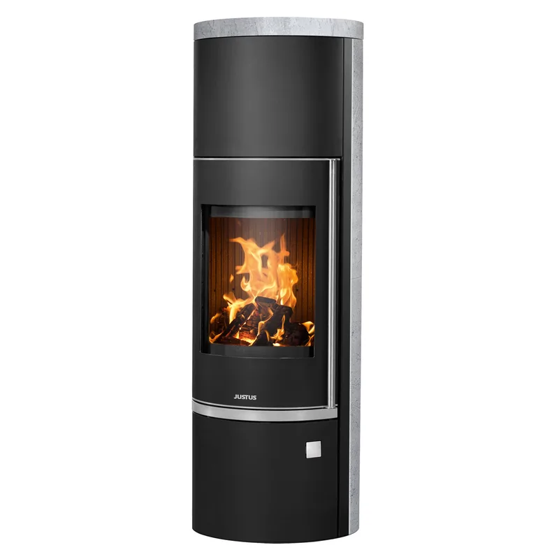 Justus Faro W+ 2.0 Poêle à bois en acier noir avec revêtement en stéatite.