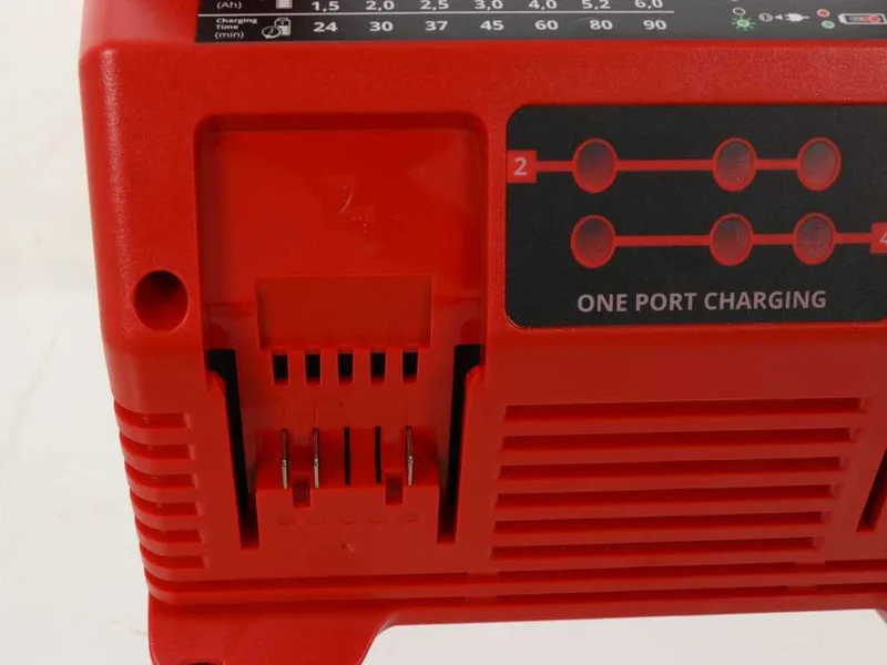 Chargeur de batterie Einhell - 2x2 Power X-Quattrocharger - 4 A