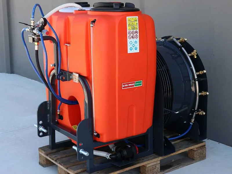 Dal Degan VOLKAN 300L - Atomiseur porté avec raccord tracteur pour pulvérisation - pompe APS 51