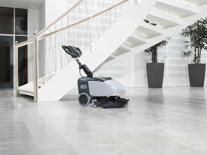 Nilfisk SC351 FULL PKG - Autolaveuse à batterie - 3 en 1: lave, sèche, aspire