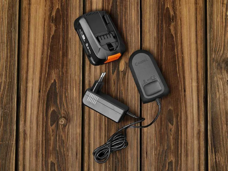 Kit de démarrage 18 V 2 Ah - Batterie + chargeur - Gardena