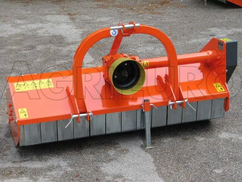 Top Line MF 130 - Broyeur pour tracteur - Série médium