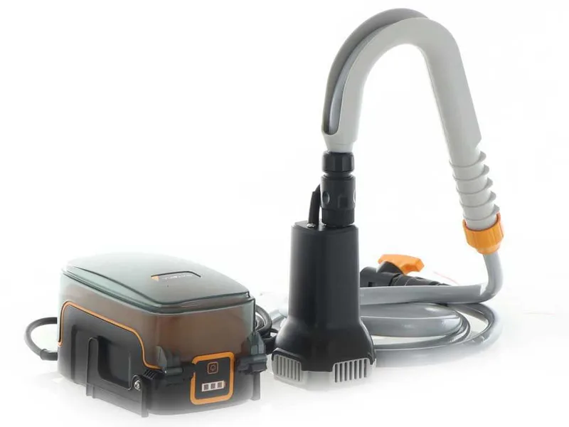 Pompe immergée pour eaux claires BATAVIA 18V - 2Ah