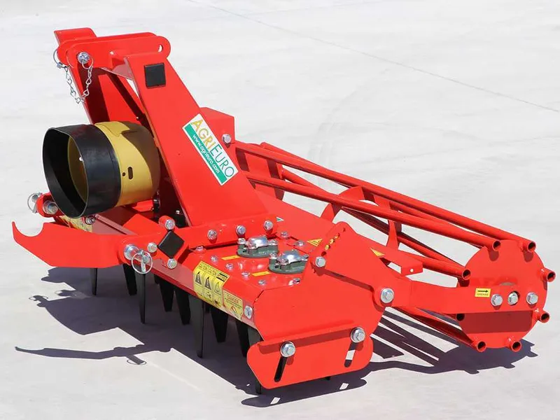 Herse rotative ultra-légère RO 120 - largeur de travai 120 cm - 14 lames Série ultra-légère - Prise de force anti-horaire (Rotation vers la gauche)