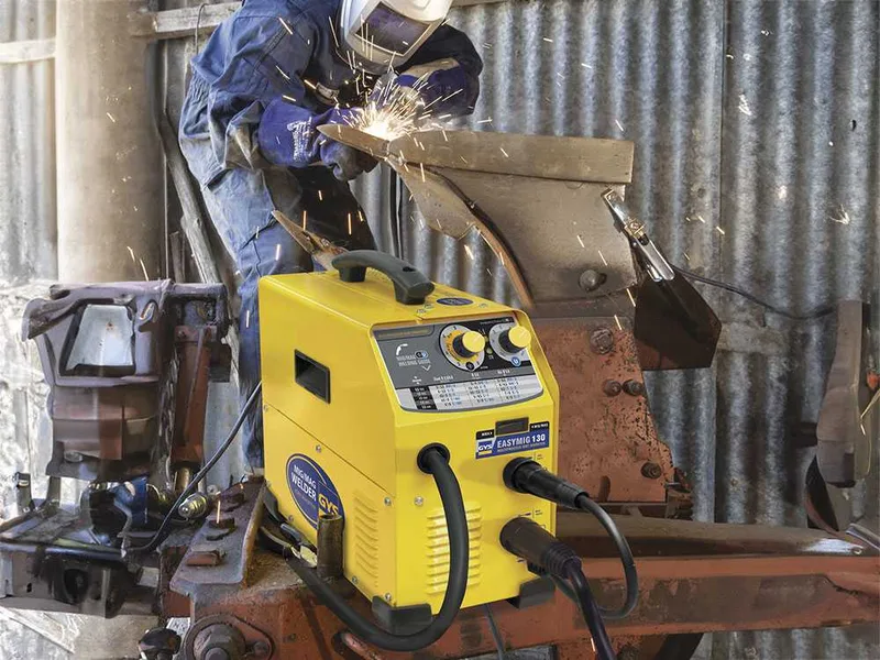 GYS Easymig 130 - Poste à souder Inverter (MIG/MAG : GAZ, NO GAZ et MMA) - à courant continu (DC)