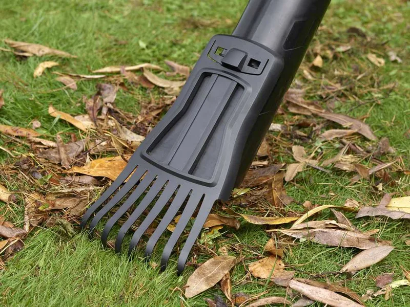 Black & Decker BEBLV301-QS - Souffleur aspirateur électrique à feuilles 3 en 1