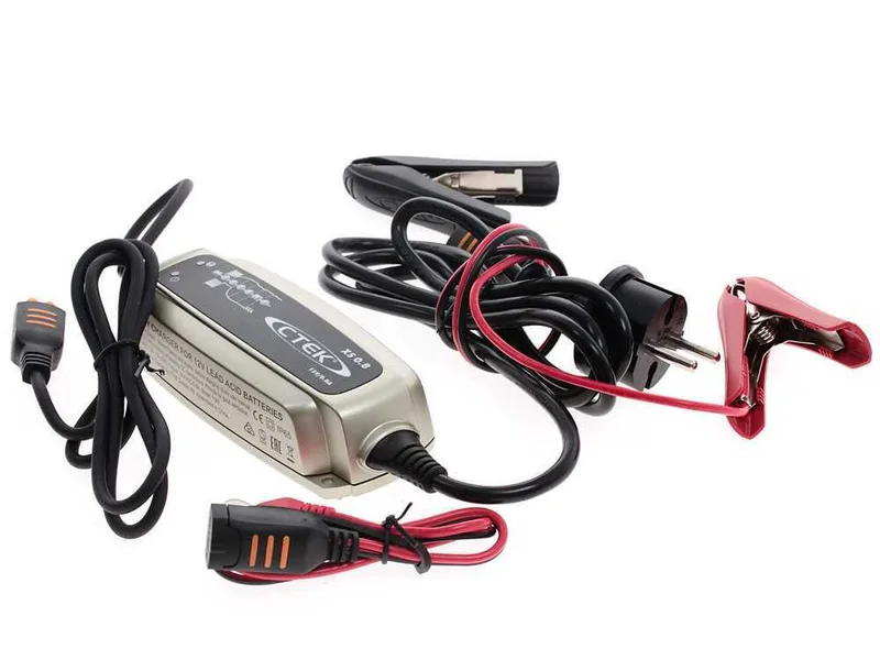 CTEK XS 0.8 - Chargeur de batterie et mainteneur de charge automatique - batteries de 12V - 6 étapes