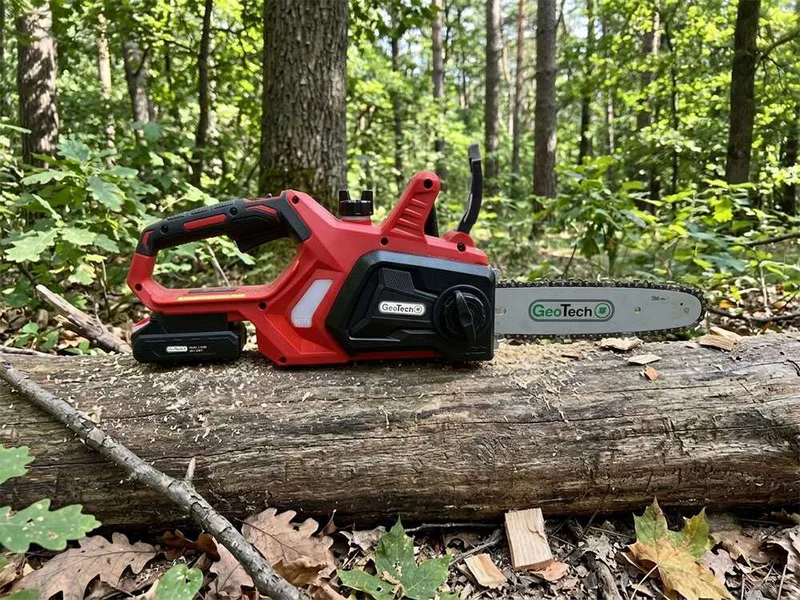GeoTech X-Line CS-20V - Tronçonneuse à batterie 20 V/2 Ah - Guide de 25 cm