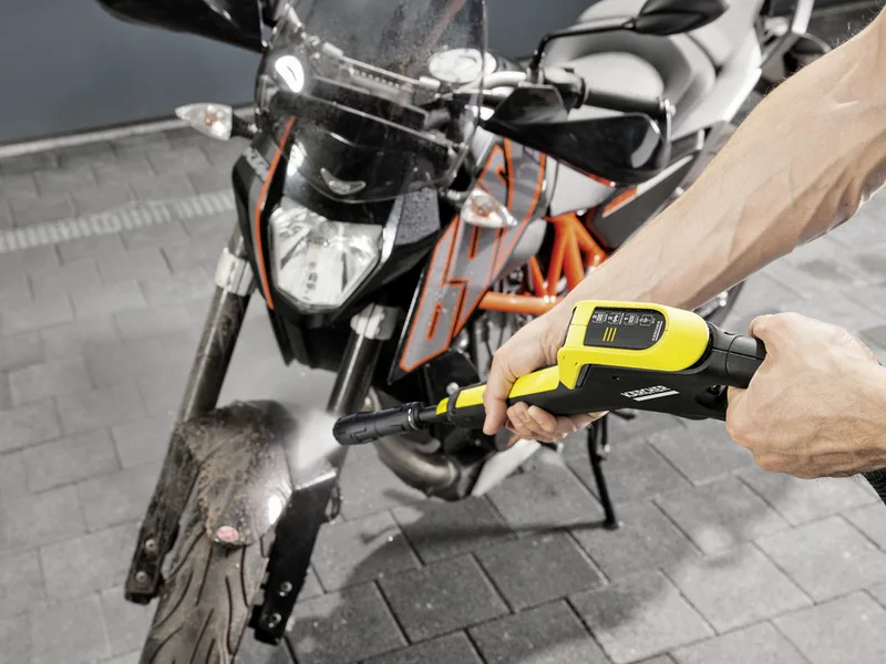 Nettoyeur haute pression électrique Karcher à eau froide K4 Power Control, 420 lt/h - 130 bars
