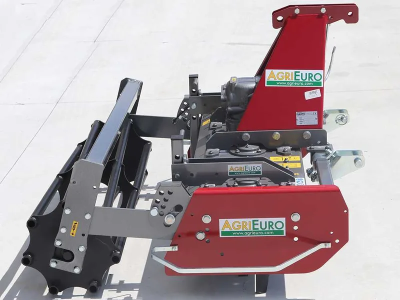 Herse rotative RF130 - largeur de travail 130 cm -12 lames Série légère - Rouleau à cage