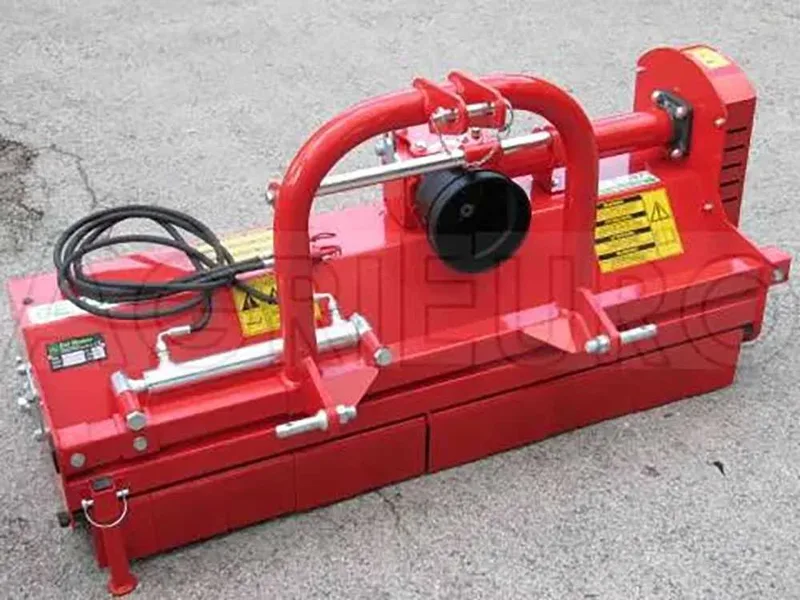 Premium Line CE 138 - Broyeur pour tracteur - Série medium-légèravec - Déport hydraulique
