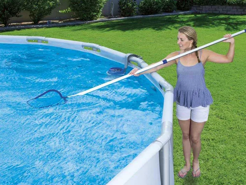 Kit nettoyage deluxe pour piscines Bestway 58237 - Débit d'eau min. 3 028 l/h