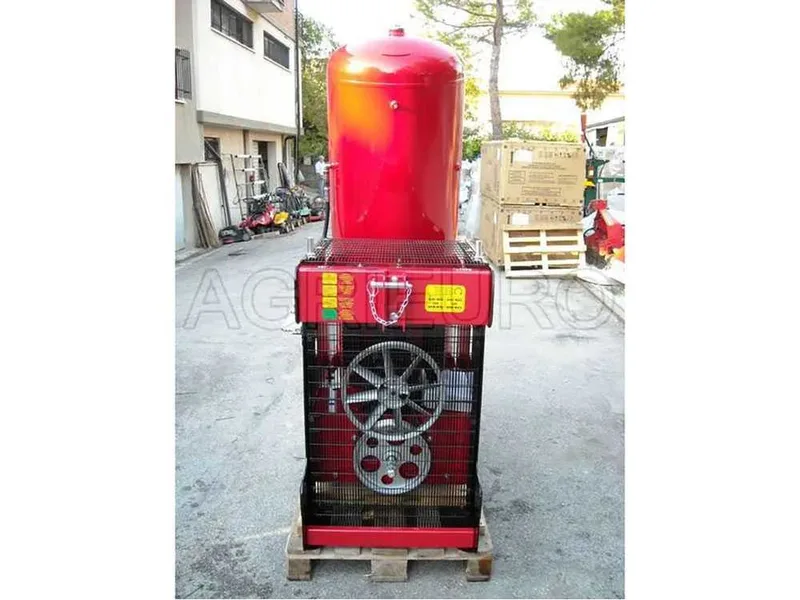 Compresseur à tracteur Airmec Agriplus 1000/500 - tête 1000, réservoir 500 L