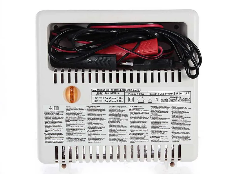 Telwin Touring 11 - Chargeur de batterie - batteries de 6 et 12 V - signalisation LED de la charge
