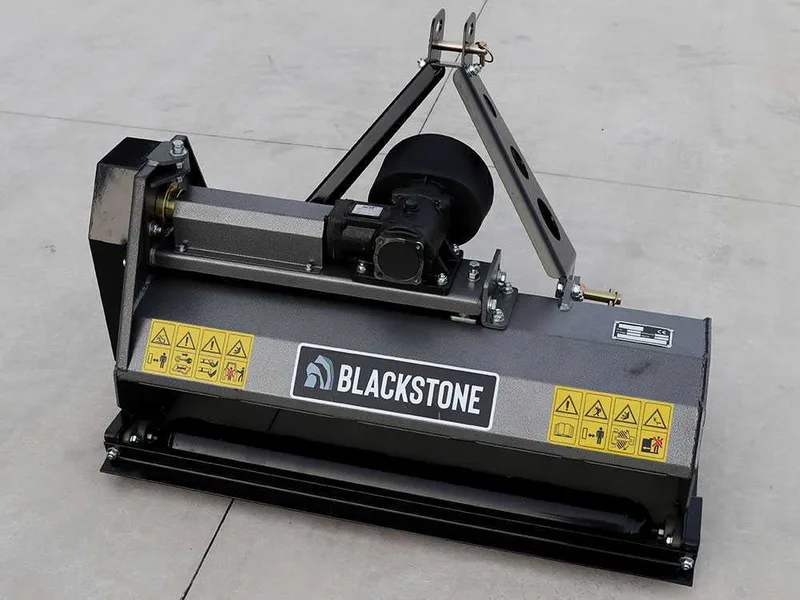 BlackStone BL 80 - Broyeur sur Tracteur - Série légère
