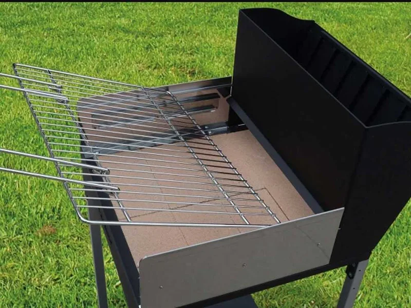 Famur BK 8 ECO - Barbecue à bois et charbon