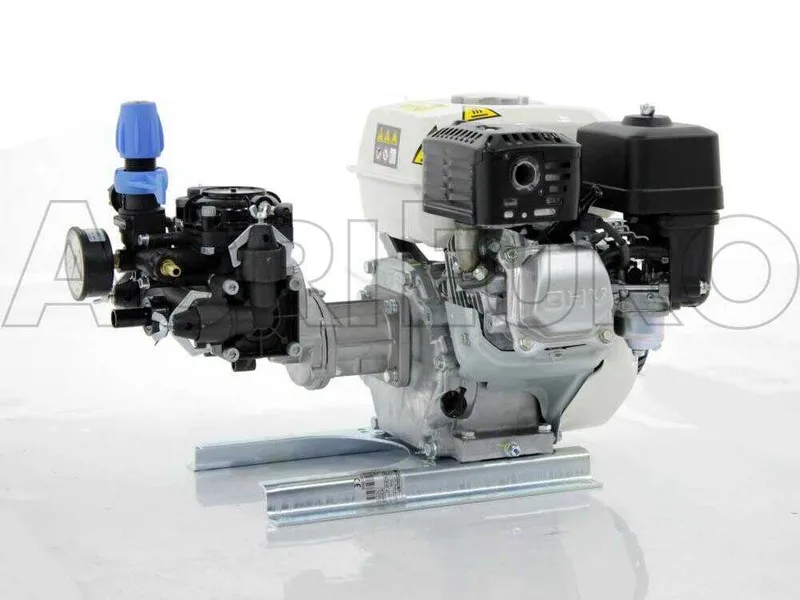Motopompe thermique équipée de pompe Comet MC 25 de pulvérisation Honda GP 160