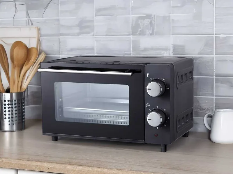 DCG MBN10 - Four électrique ventilé - 10 L 650 W